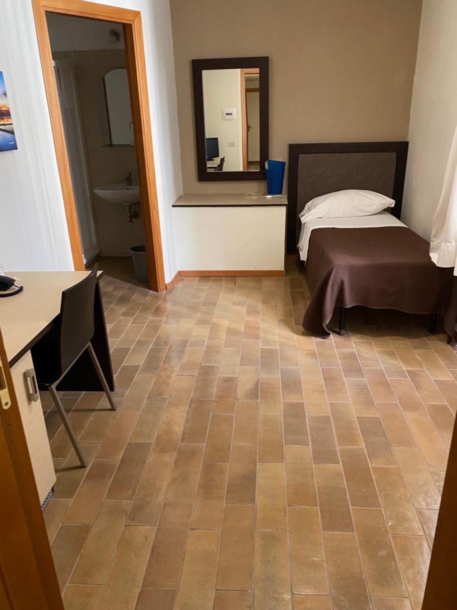 Hotel Moderno Trapani Luaran gambar