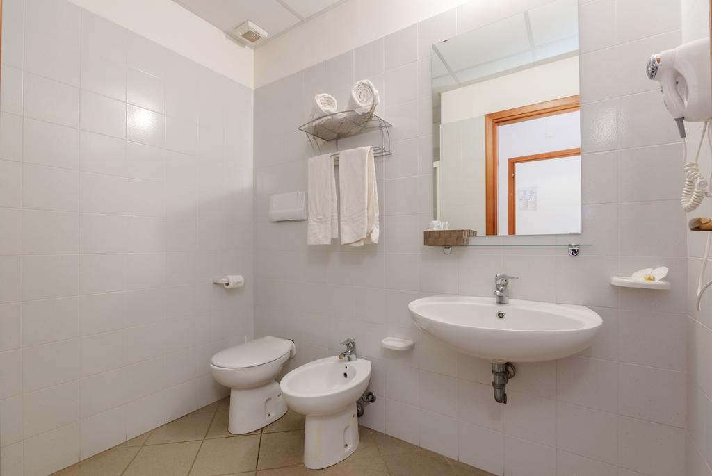 Hotel Moderno Trapani Luaran gambar